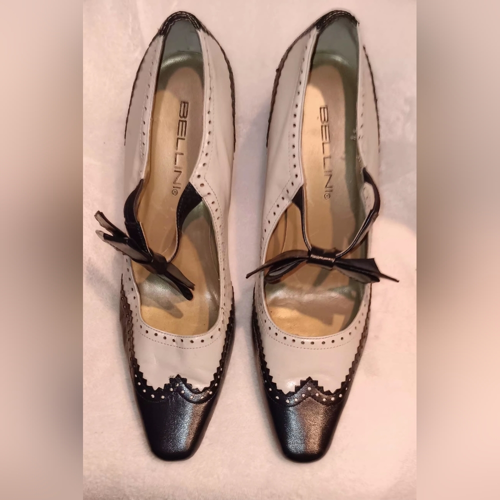 Bellini Women's Black and White Bow Shoes